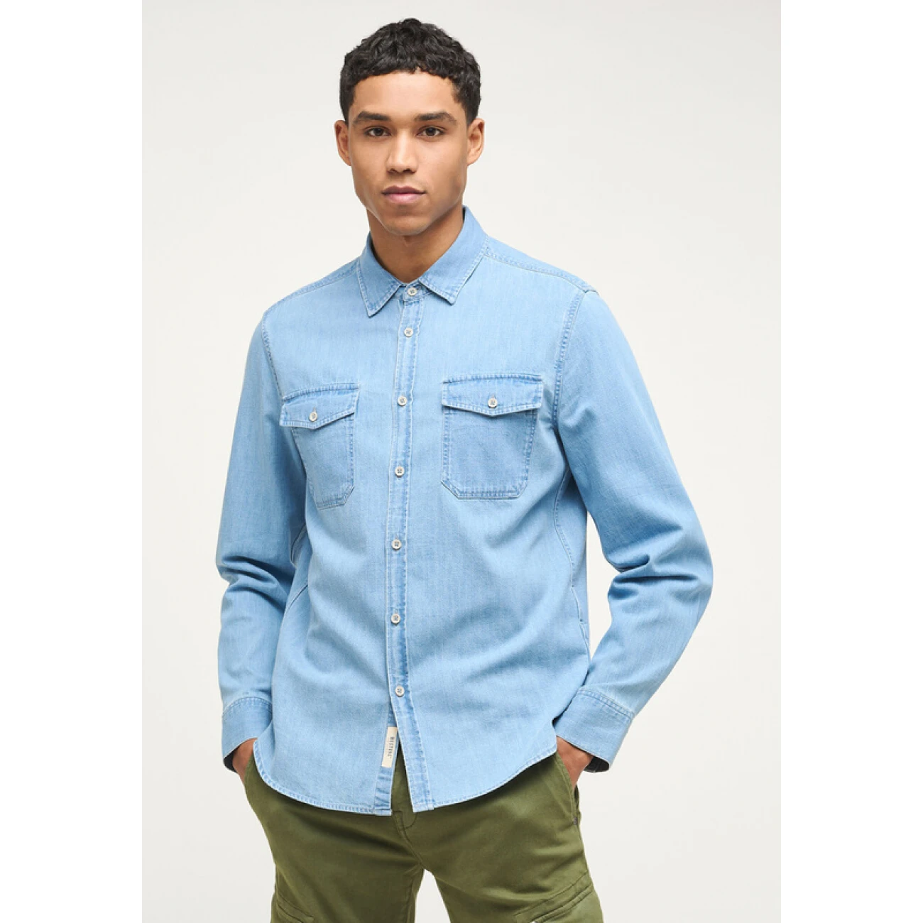 1013480-5000-411 Mustang ing