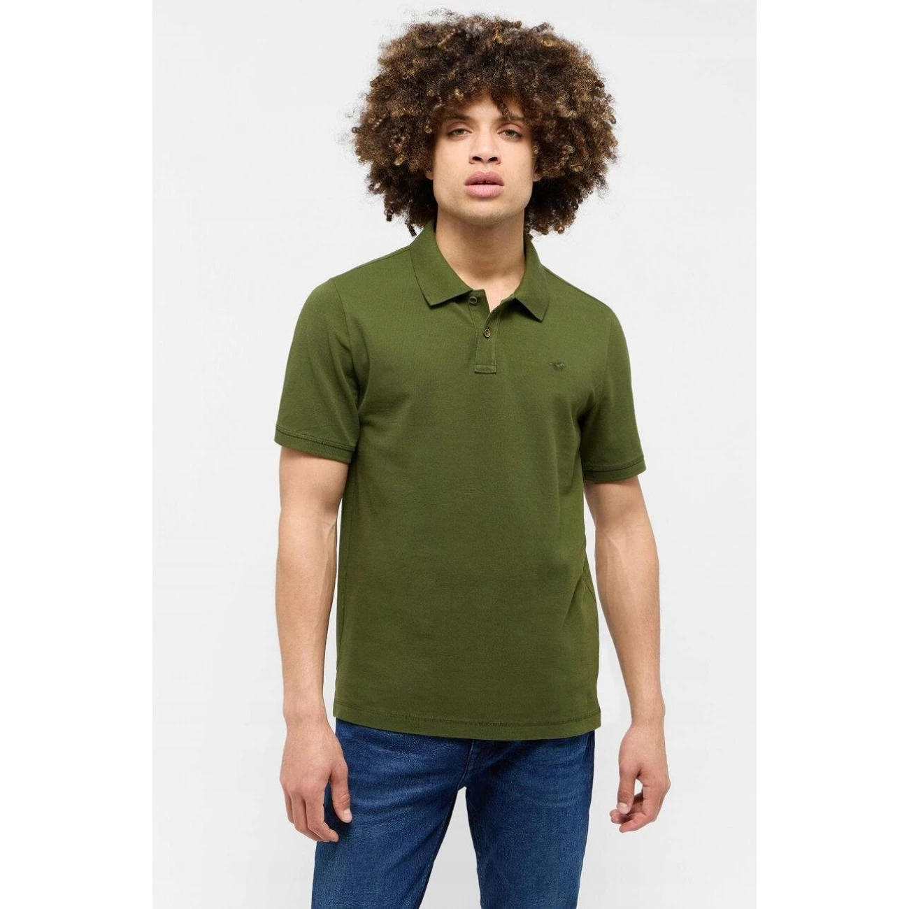 1015680-6514 Mustang galléros póló