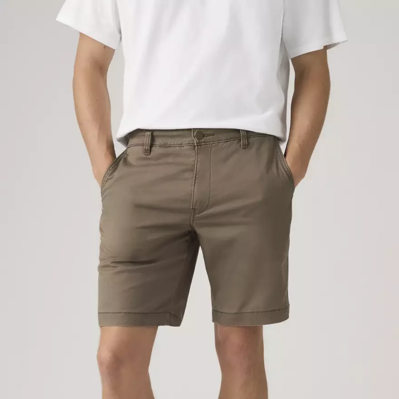 17202-0090 Levis short Chino