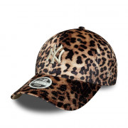 New Era wmns NYY Leo Velour 9Forty