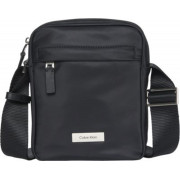 Calvin Klein oldaltáska