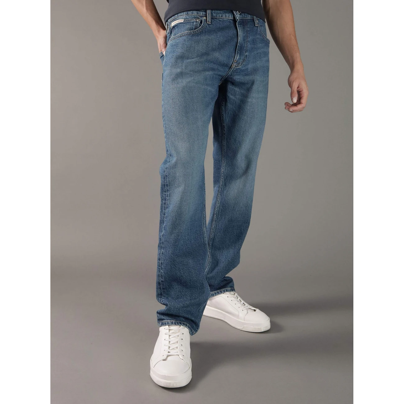 J30J3263591A4 Calvin Klein Slim